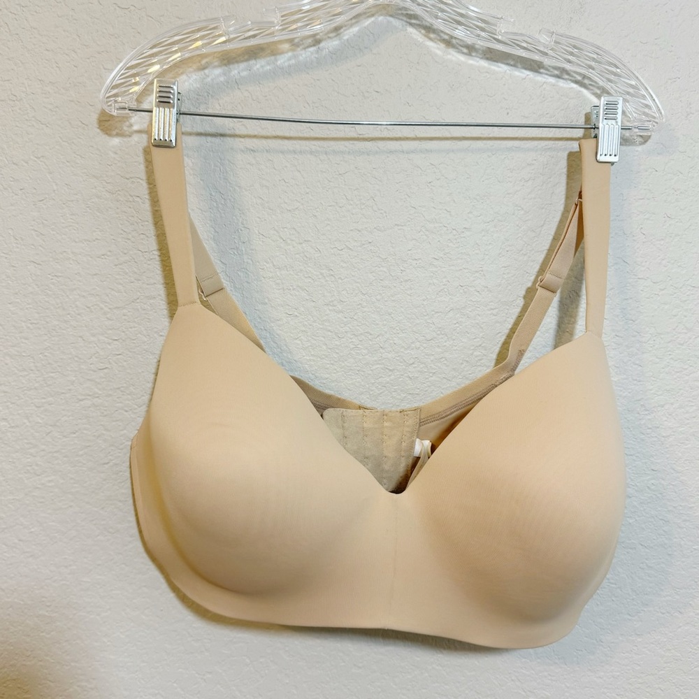 Cacique Nude‎ Wireless Tshirt Bra 40DDD